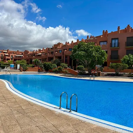 One Bed In With Sea Views K120 Appartement *